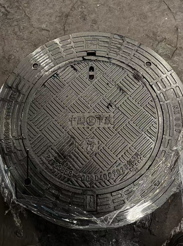 丰润球墨铸铁防沉降井盖展示